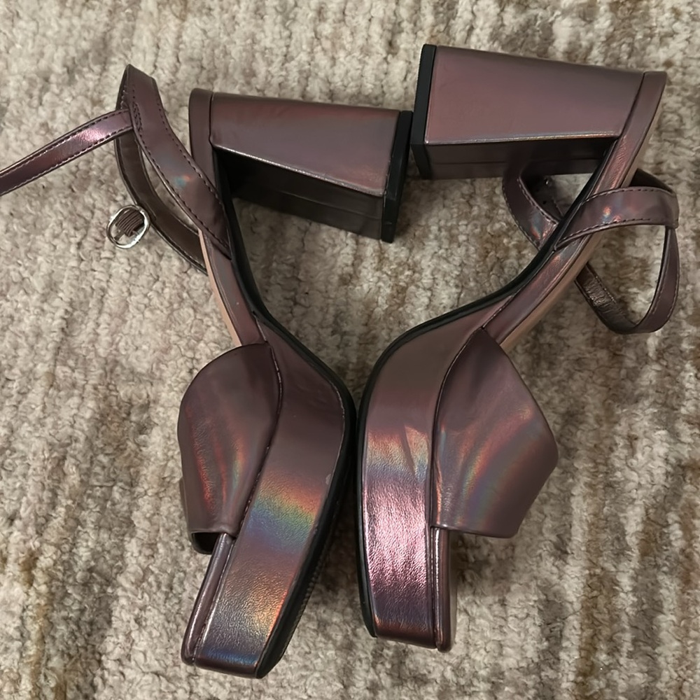 A New Day Iridescent Heels - Picture 2 of 4